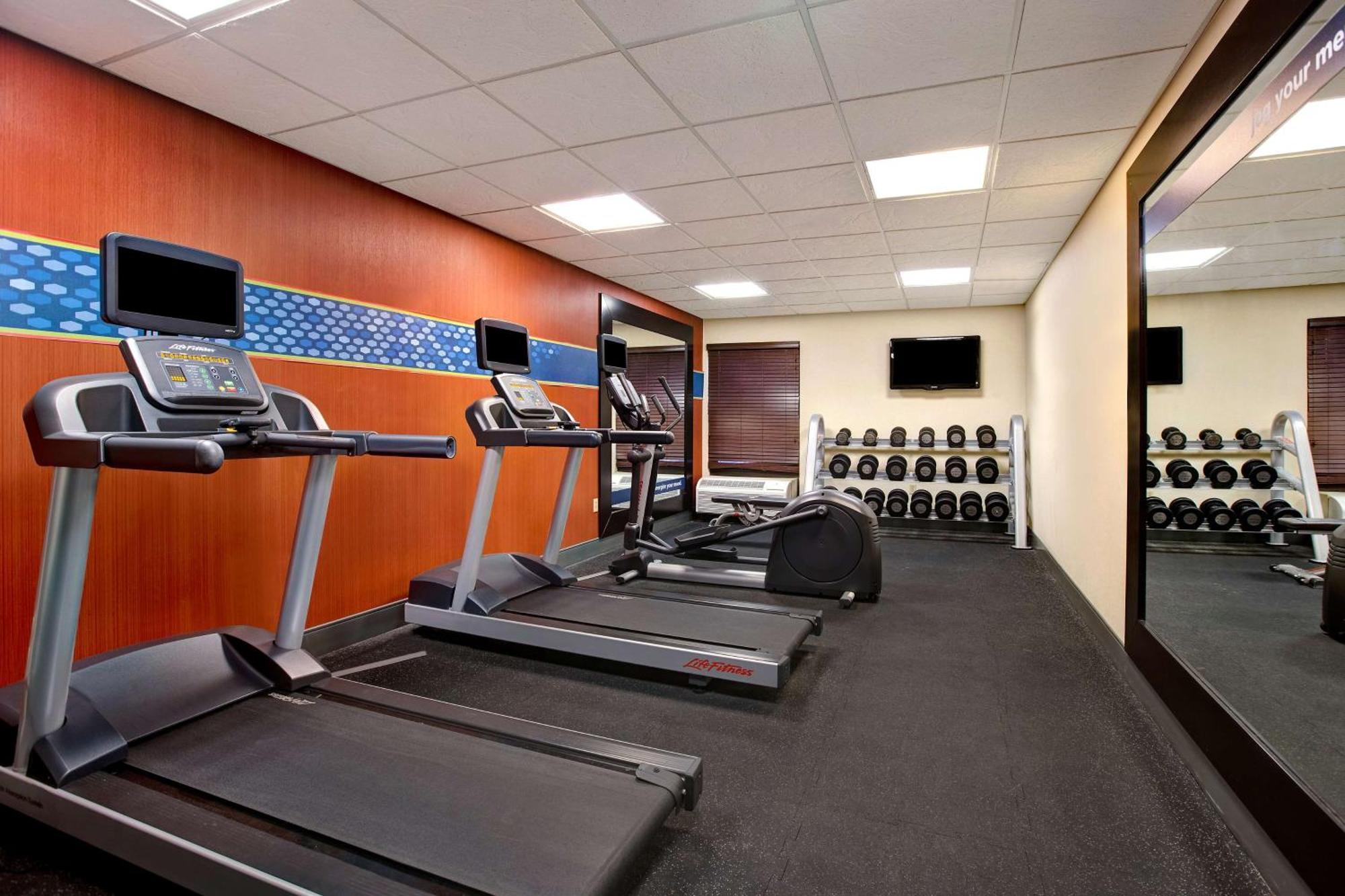 Hotel Hampton Wayne-southwest Ellisville