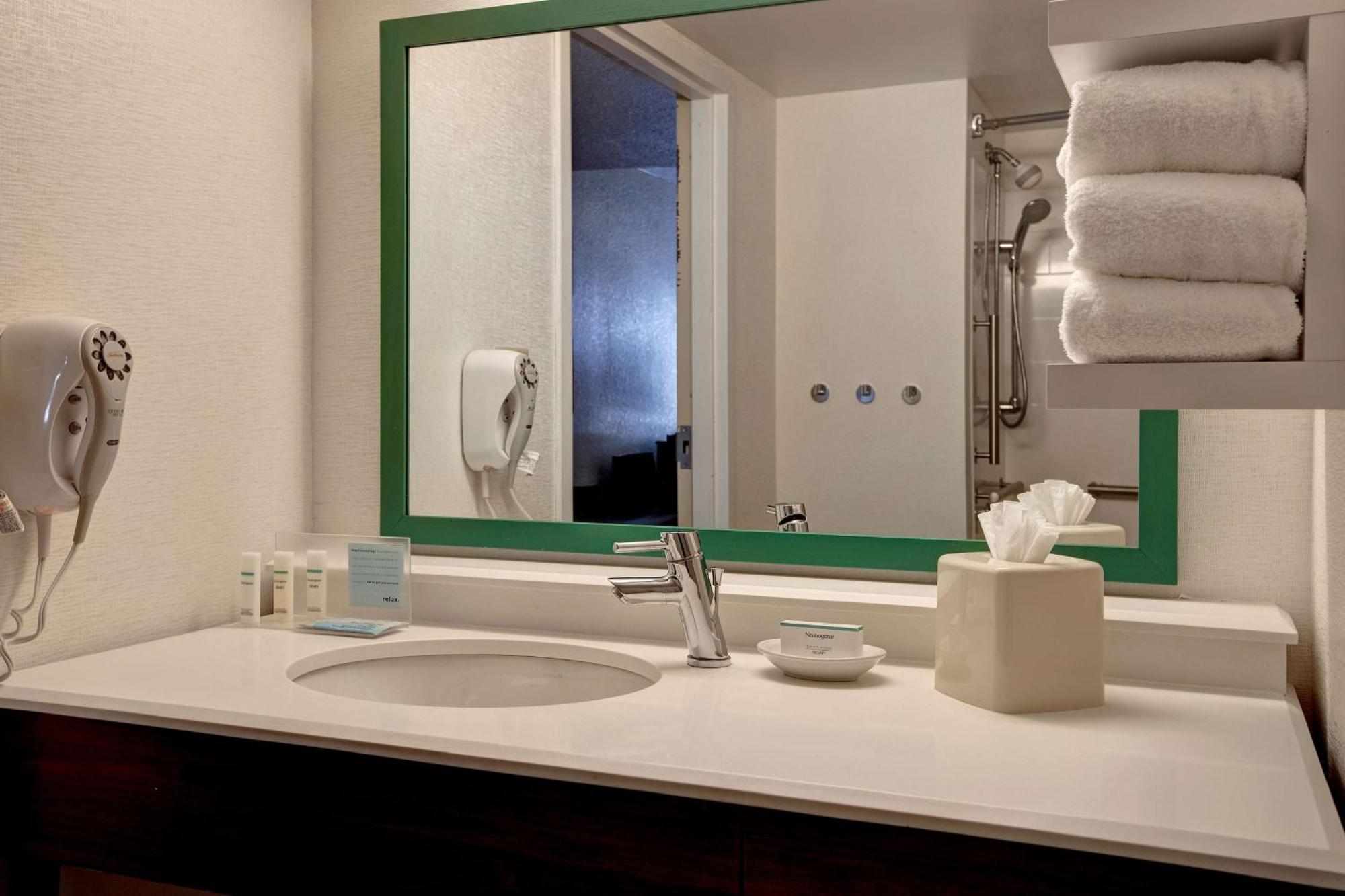 Hotel Hampton Wayne-southwest 3*