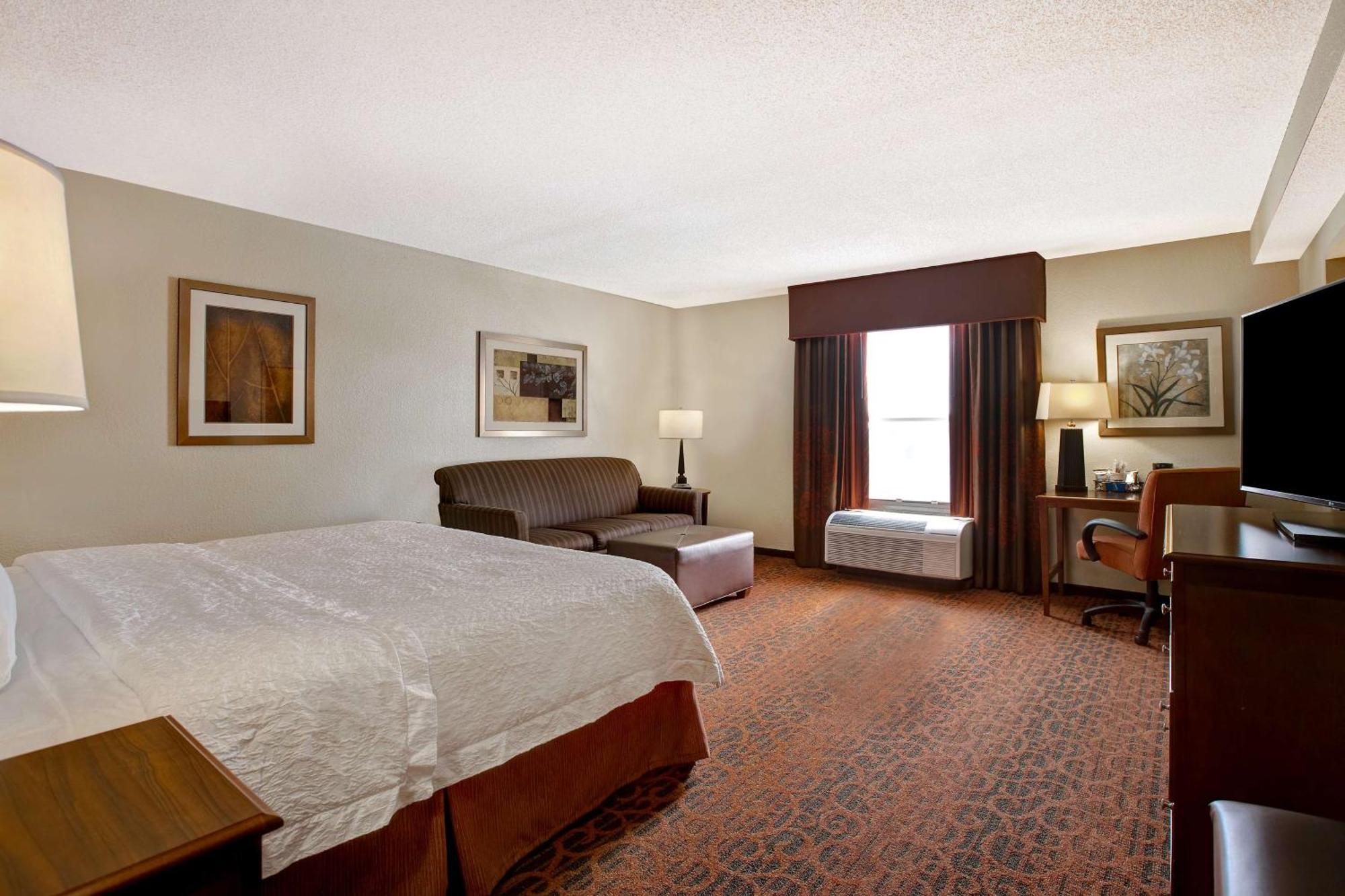 Hampton Fort Wayne-southwest Hotel 3*