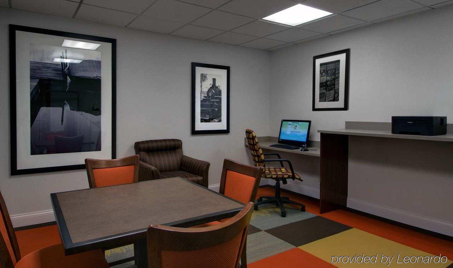 Hotel Hampton Fort Wayne-southwest