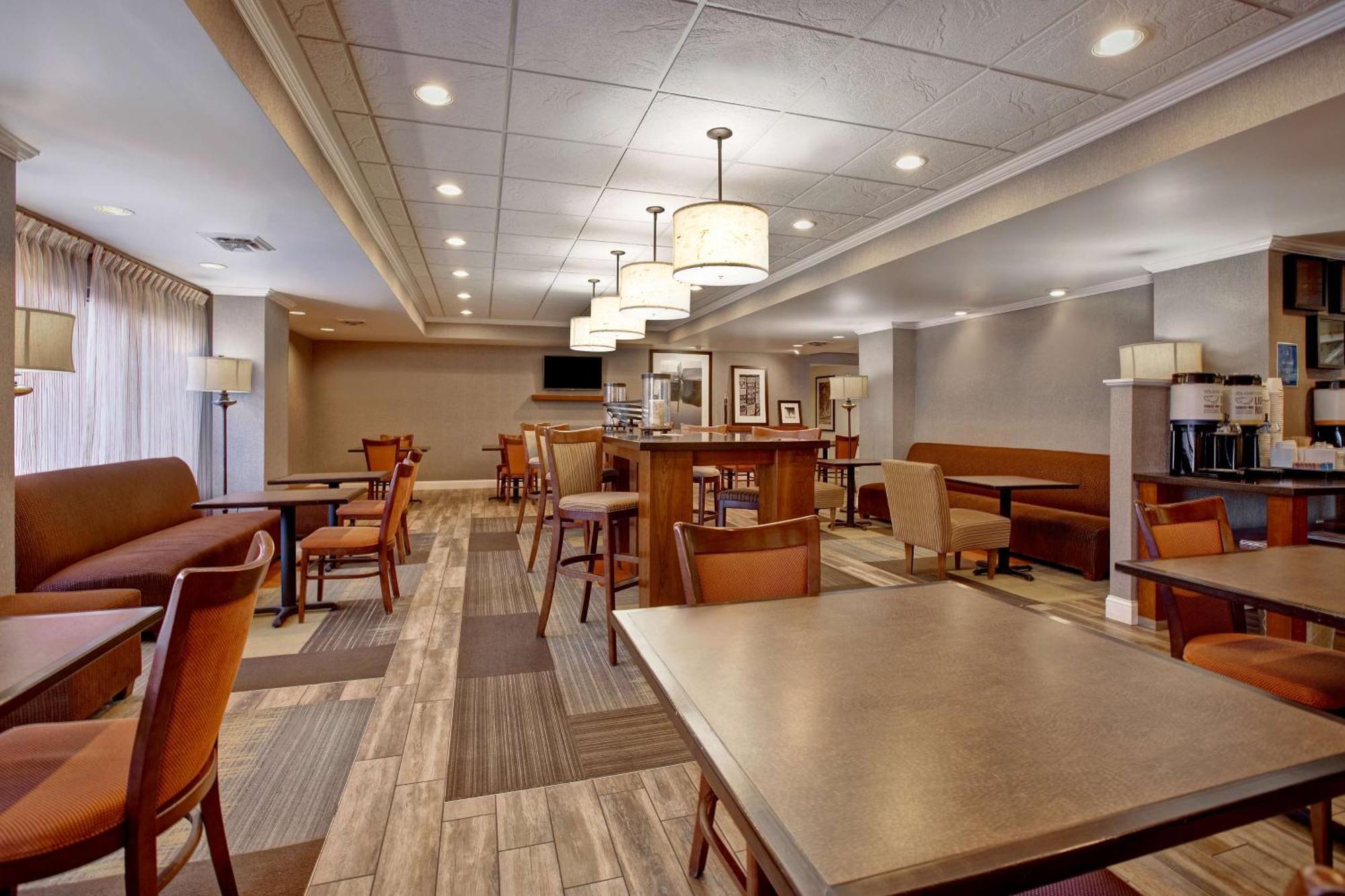 Hotel Hampton Wayne-southwest Ellisville