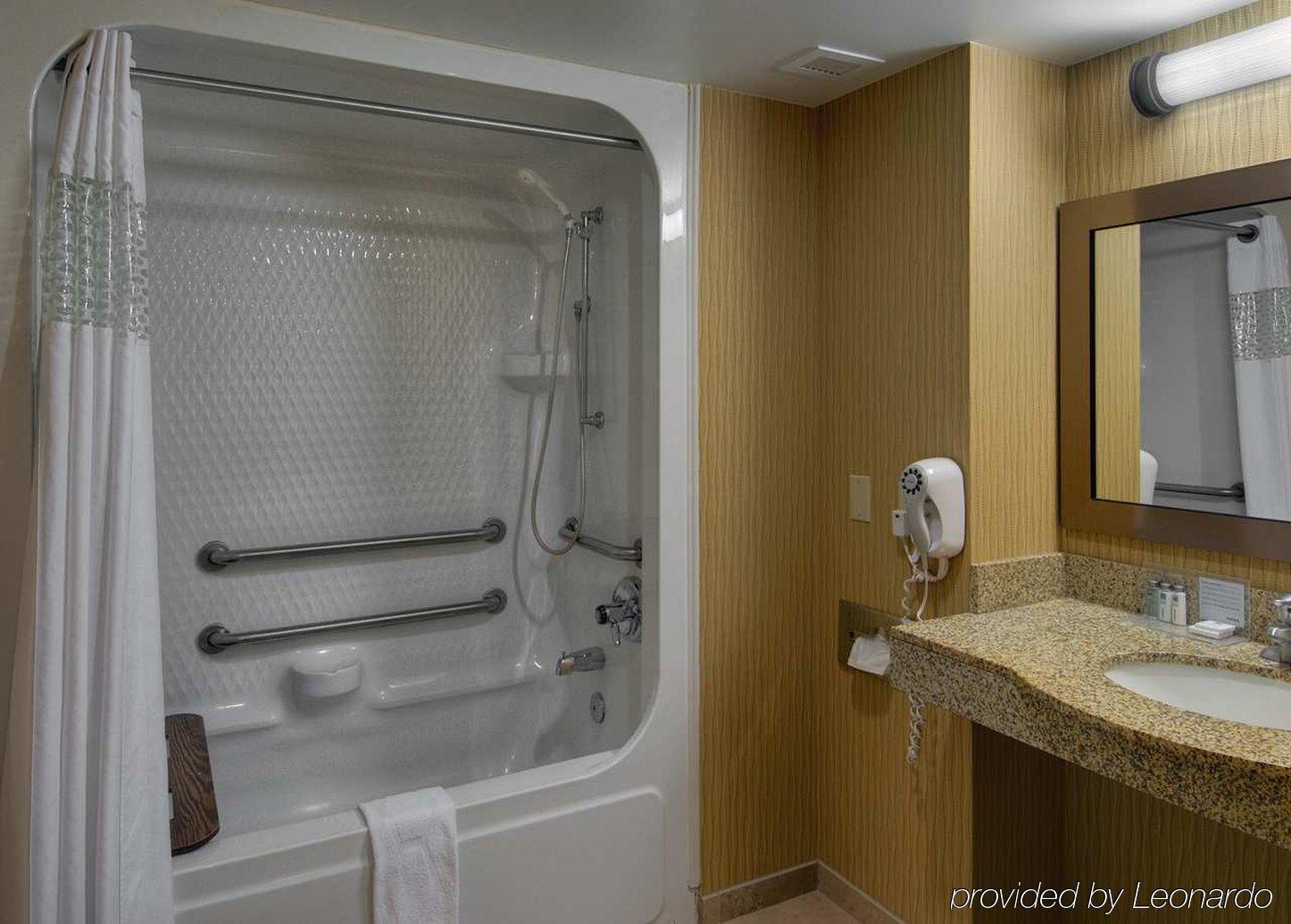 Hampton Wayne-southwest Hotel 3*